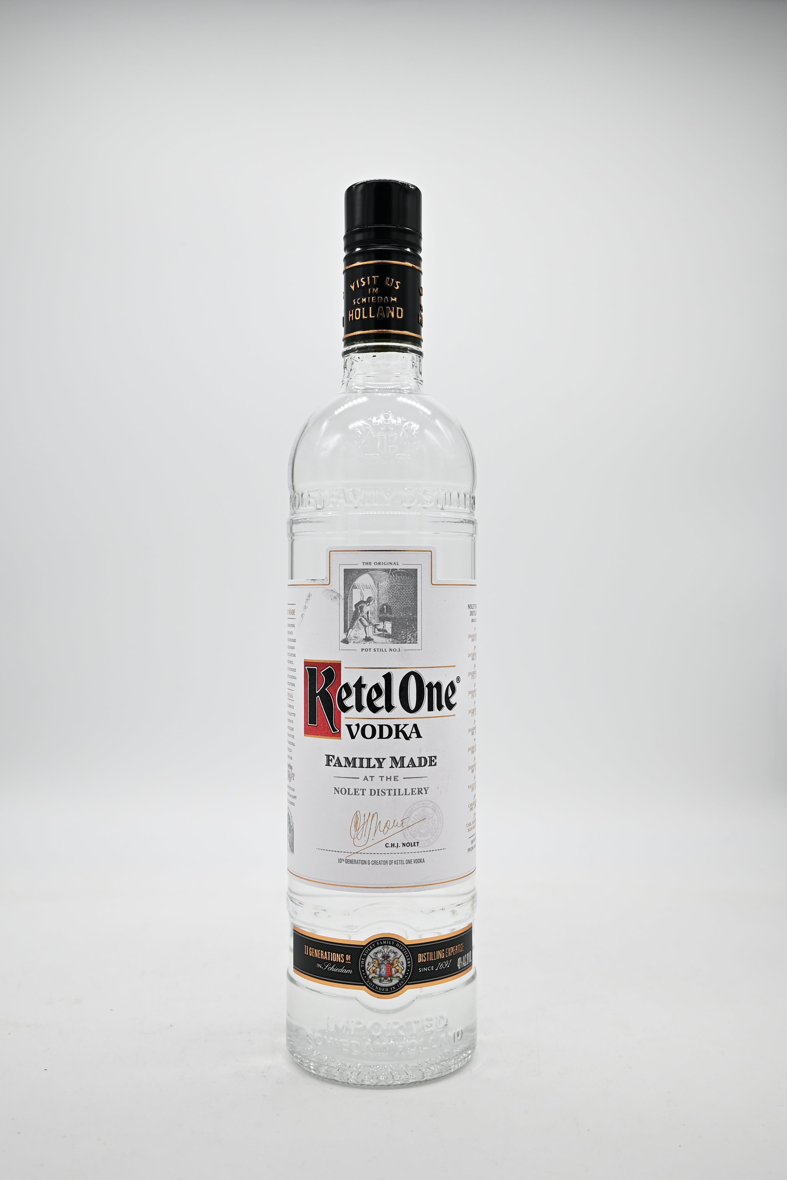 Stoli Vodka 750mL